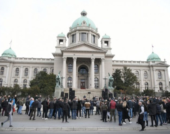 U Beogradu protest muzičara, fotografa, ugostitelja