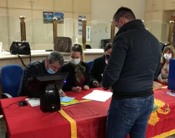 Затворена биралишта у Никшићу, гласало 81,2 одсто бирача