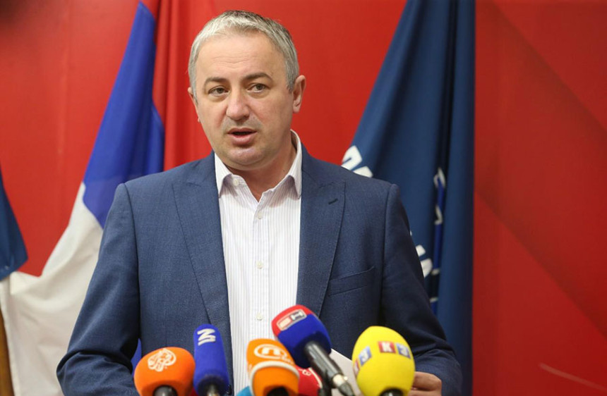 Borenović čestitao vladajućoj koaliciji pobjedu u Nikšiću