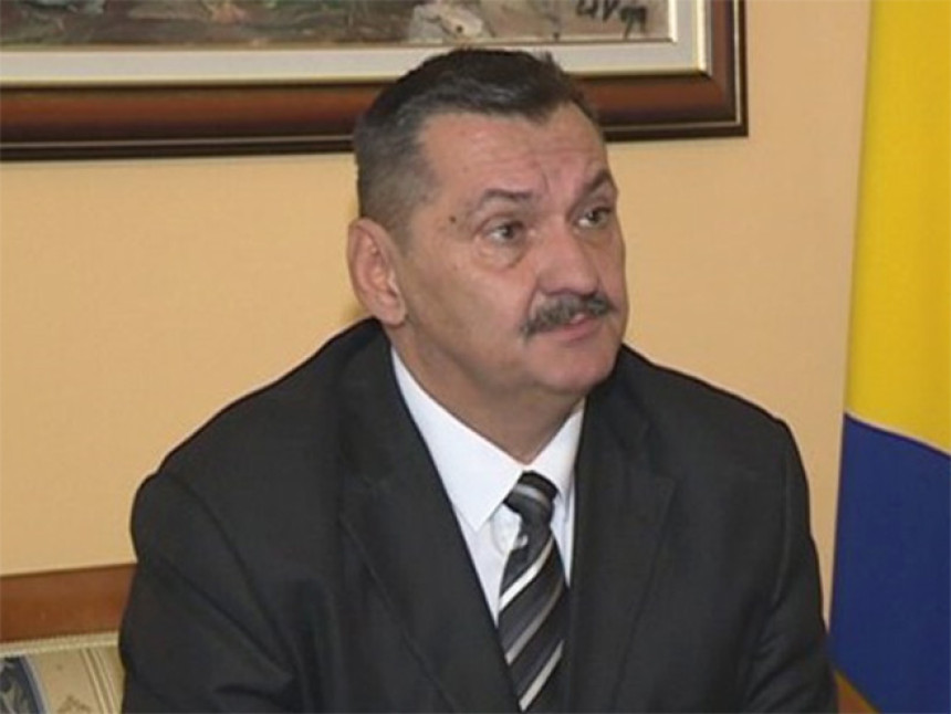 Pitaće strane sudije treba li podnijeti ostavku