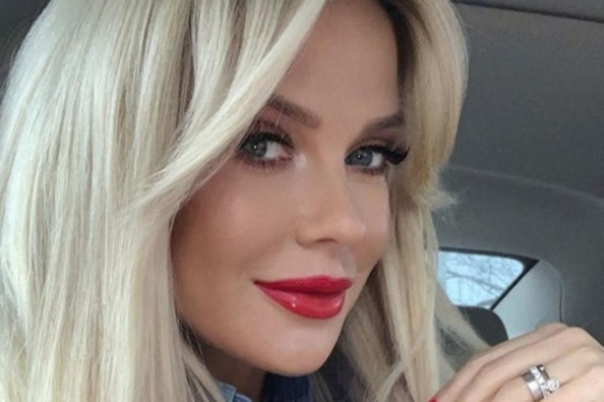 Porodila se Maja Šuput, dobila sina!