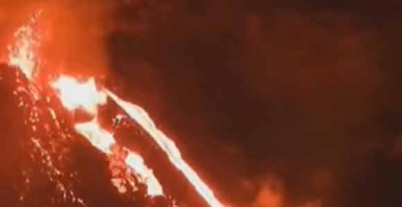 Nakon 40.000 potresa na Islandu eruptirao vulkan