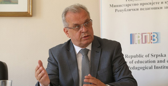 Prosvjetari traže smjenu direktora Pedagoškog zavoda