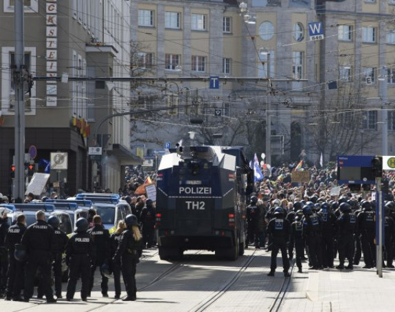 Policija izašla na ulice - sukobi u Njemačkoj zbog mjera