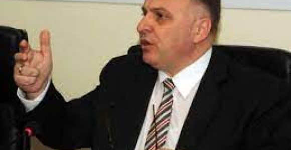 Ova situacija podsjeća na basnu o cvrčku i mravu