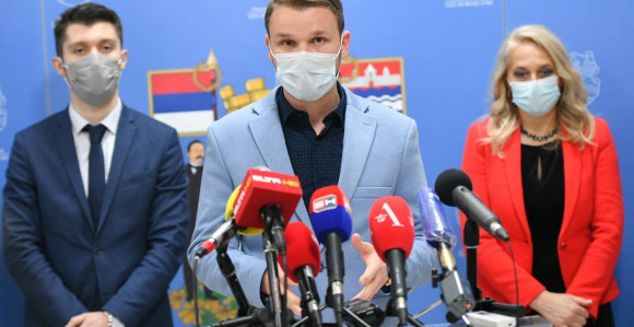 Privatno se putuje, a novca nema za ugostitelje?!