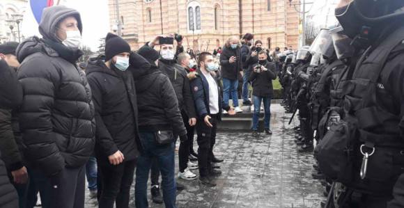 Након протеста, Цвијановићева позвала на састанак