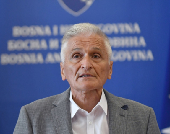 Glupo da samo SNSD, SDA i HDZ budu kostur priče o izbornom zakonu