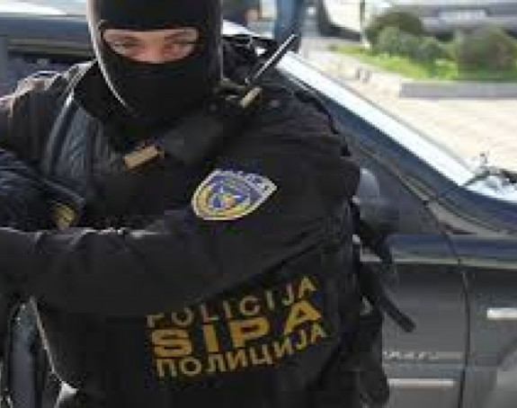 Ухапшене четири особе, у току су претреси више објеката