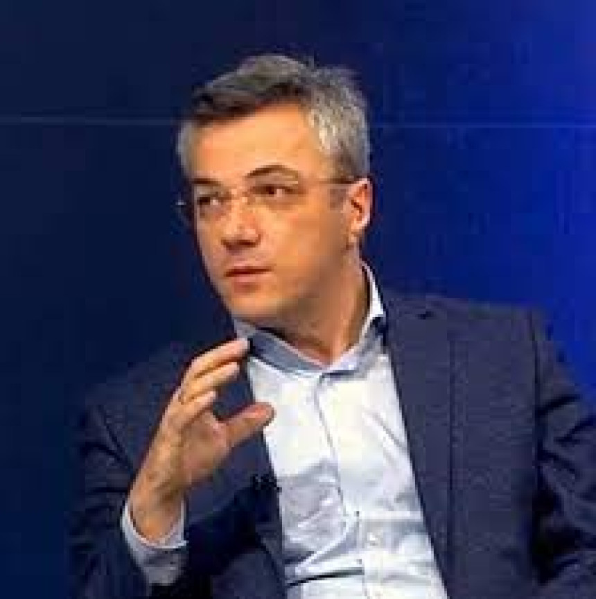 Нови покрет је модел уцјене за лидере опозиције 