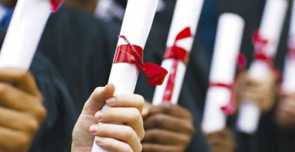 Srbija: Fakultet poništio diplome medicinskim sestrama