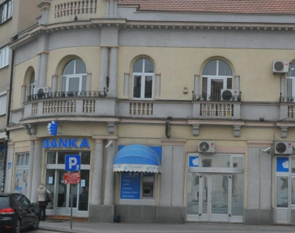 Brčko potražuje od "Bobar" banke 3,1 milion maraka