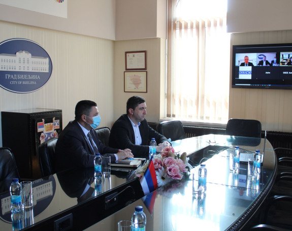 Бијељина напредује ка пуној транспарентности и демократизацији