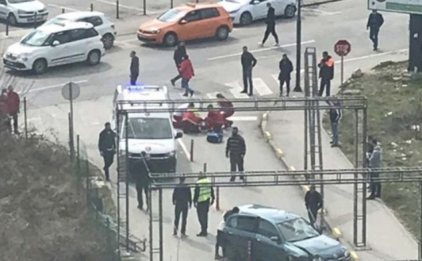 Sarajevo: Pregazio mladića pred prolaznicima