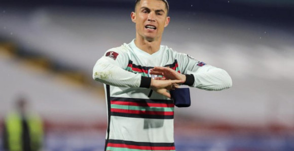 Udar na Ronalda iz Portugala: Ne može da baci traku