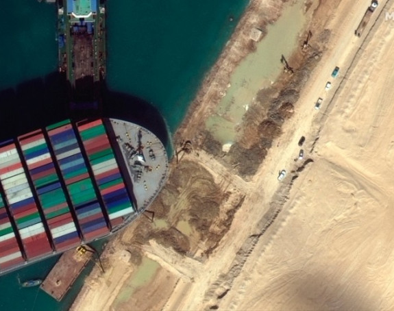Ослобођен брод "Евер Гивен" у Суецком каналу