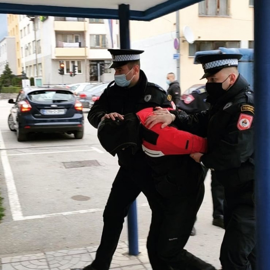 Policijska akcija u Srpskoj: Pretresi na 25 lokacija