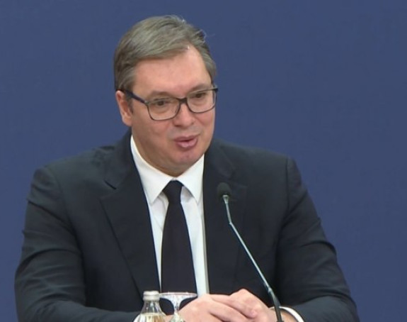 "Да сам се додворавао ЕУ не бисмо имали једну вакцину"