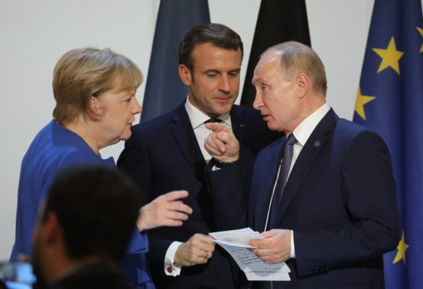 Merkelova, Putin i Makron o borbi protiv pandemije