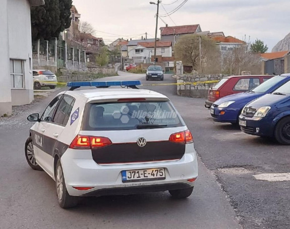 Drugi put bačena bomba ispred porodične kuće