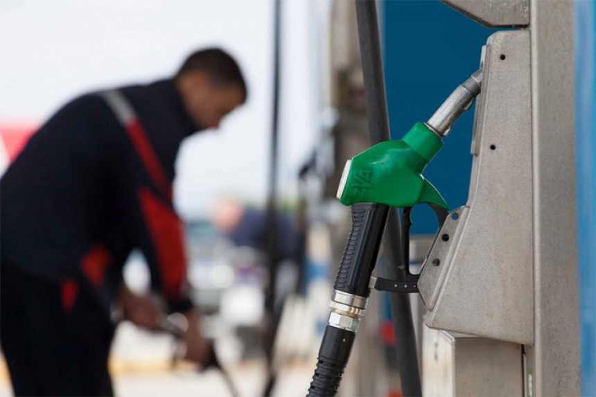 Vlada uredbom ograničila cijenu goriva u Srpskoj