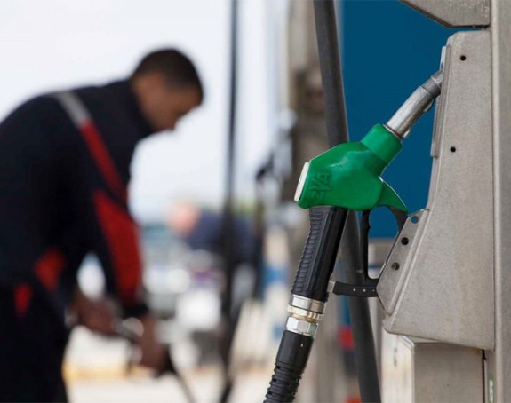 Vlada uredbom ograničila cijenu goriva u Srpskoj