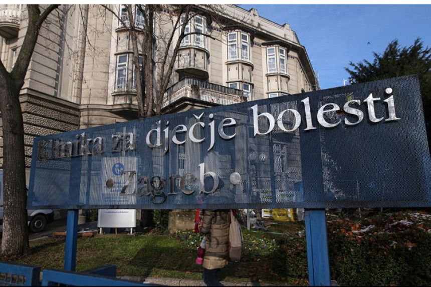 Preminula djevojčica koju su tukli roditelji