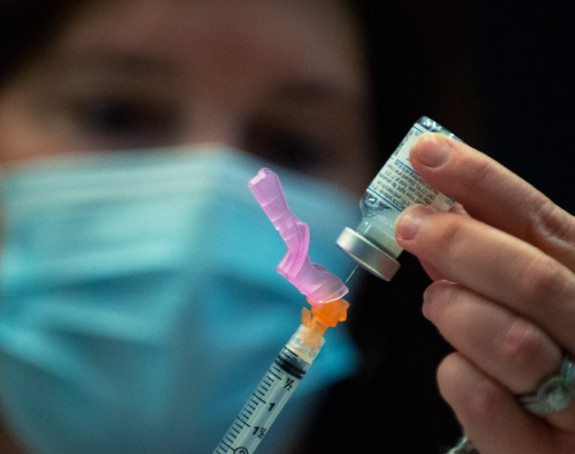 Америчка Влада зауставила рад фабрике за вакцине