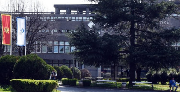 Direktorica KC CG tvrdi: Respiratori nisu ispravni