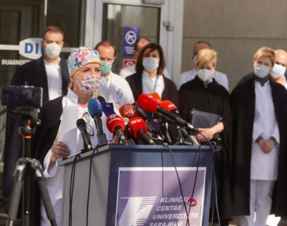 Tužioci ušli u KCUS: Stigao i nadležni tužilac