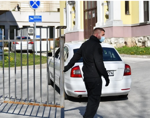 Detaljan pretres: Pripadnici SIPE upućeni na KCUS