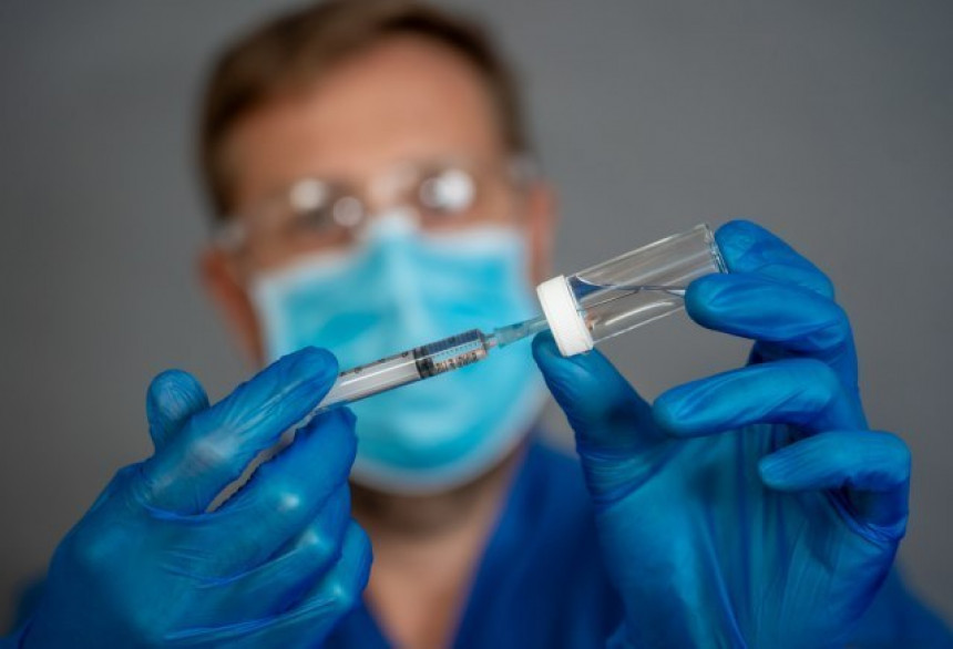 Њемачки институт: Вакцинисани од короне не преносе болест
