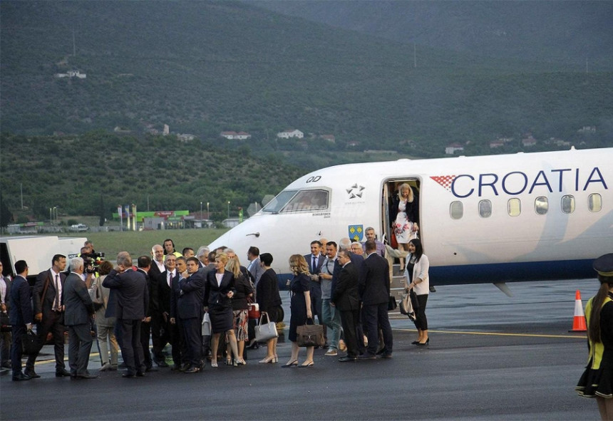 Загреб укинуо авио летове са Мостаром