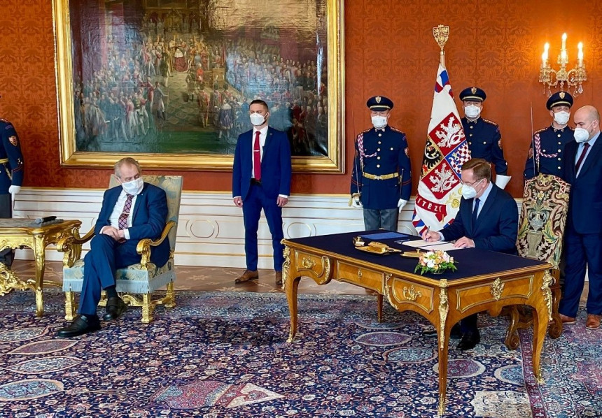 Држава која је за годину смијенила 3 министра здравља
