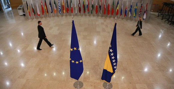 Stiže kredit Evropske unije: Trošenje bez plana!