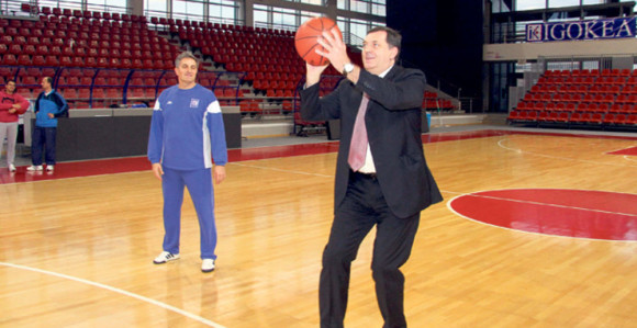 Po ugledu na faraone, Dodik gradi vilu od preko 2.000 m2 u centru Banjaluke