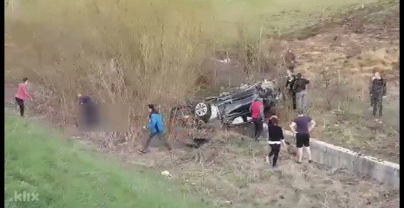 Tri osobe poginule na autoputu kod Sarajeva