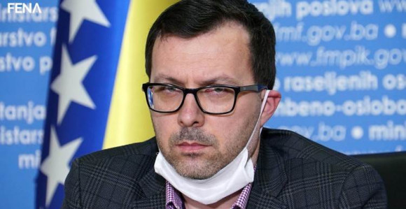 U kutiji ispod vozila se nije nalazio eksploziv