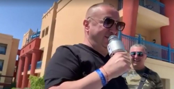 Đani zabavlja narod i na plaži u Egiptu a njegovim šalama se svi smeju!