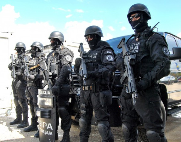 SIPA pretresa na više lokacija, pet lica uhapšeno