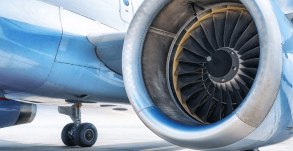 Putnici traže odštetu zbog zapaljenog avionskog motora!