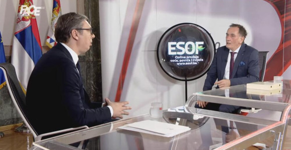 Vučić: Apsolutni interes Srbije mir i stabilnost!