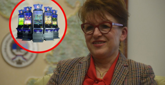 Po čijem nalogu i čije interese štiti ministarka finansija Zora Vidović