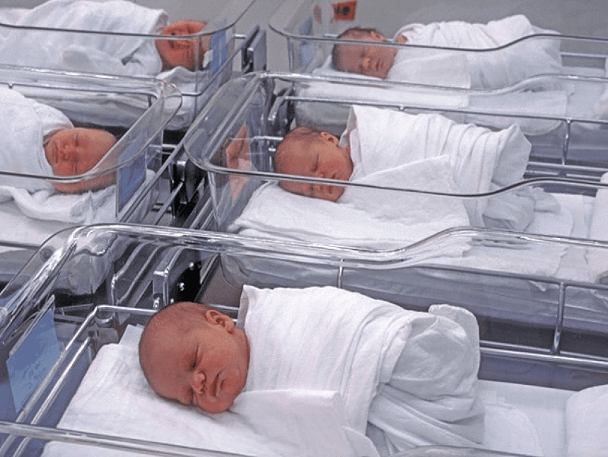 U Banjaluci rođeno 12 beba, dva dječaka i 10 djevojčica