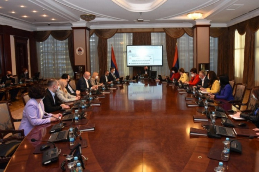 Vlada Srpske odobrila sredstva za jednokratnu pomoć