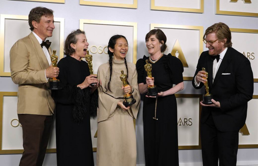 Film "Nomadland" počistio dodjelu Oskara