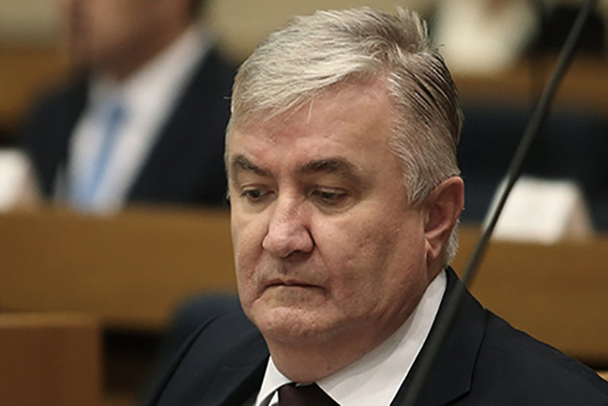 "Zna se ko sklapa pakt sa SDA zbog ostanka na vlasti"