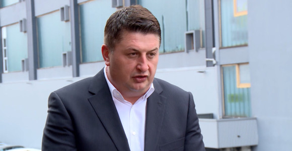 Novi kredit je za troškove, a ne za pomoć penzionerima