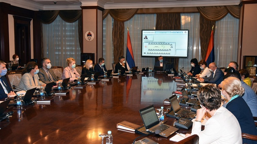 Министри у Влади Републике Српске имају 28 савјетника