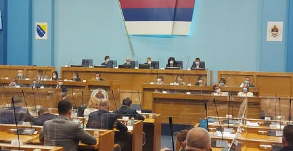 Skupština Srpske danas o zahtjevu Valentina Incka